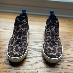Rothy’s Leopard print Chelsea boots
